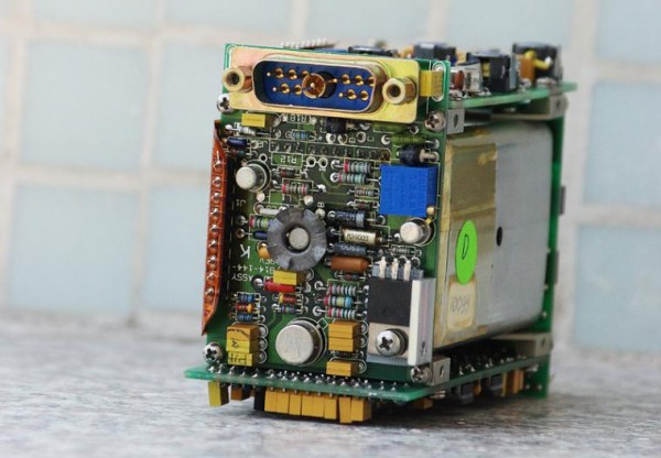 高精度频率基准-铷原子钟(图)